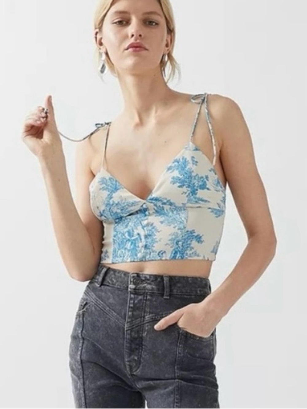 Urban Outfitters Toile Print Crop Top Blue Tie Strap Smocked Back M